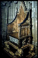 Westminster coronation chair.jpg (29170 byte)